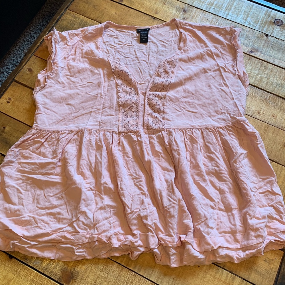 Blush Torrid Eyelet lace and ruffle Top
